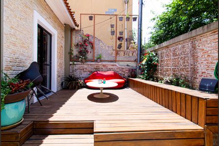 Casa para alugar com 280m², 4 quartos e 2 vagasEntrada