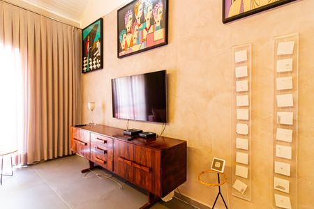 Casa para alugar com 280m², 4 quartos e 2 vagasSala
