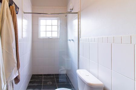 Casa para alugar com 280m², 4 quartos e 2 vagasBanheiro da Área de Serviço