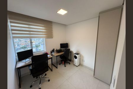 Apartamento para alugar com 150m², 4 quartos e 1 vaga