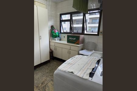 Apartamento para alugar com 247m², 3 quartos e 4 vagas