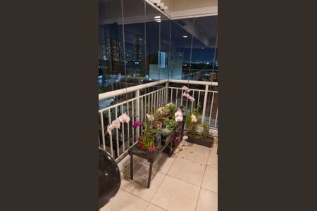 Apartamento à venda com 83m², 3 quartos e 2 vagasVaranda