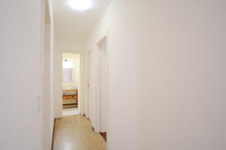 Apartamento para alugar com 70m², 3 quartos e 1 vagaCorredor