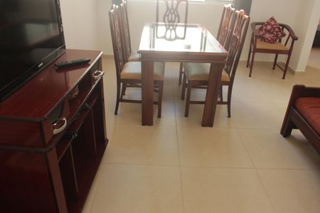 Sala de apartamento para alugar com 1 quarto, 50m² em Gonzaga, Santos