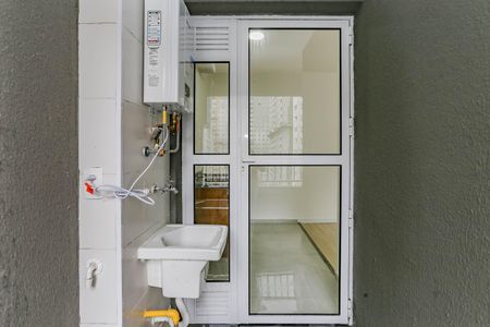 Apartamento para alugar com 42m², 2 quartos e 1 vagaÁrea de Serviço