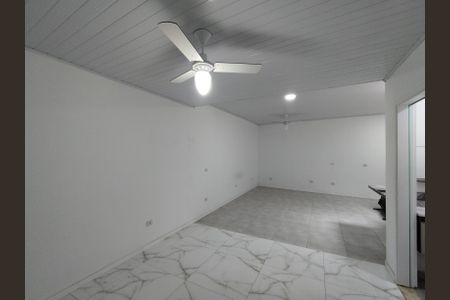 Comercial  de apartamento para alugar com 2 quartos, 45m² em Jardim Vergueiro, São Paulo