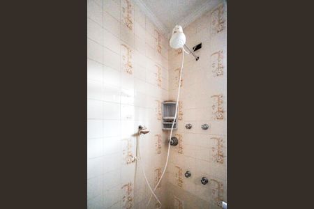 Casa para alugar com 465m², 6 quartos e 8 vagasChuveiro