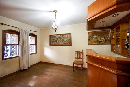 Casa para alugar com 465m², 6 quartos e 8 vagasSala de jantar