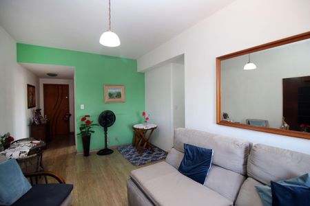 Apartamento à venda com 79m², 3 quartos e 1 vagaSala