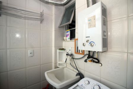 Apartamento à venda com 79m², 3 quartos e 1 vagaÁrea de Serviço