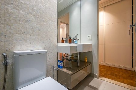 Apartamento para alugar com 100m², 2 quartos e 1 vagaBanheiro Social