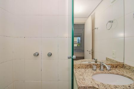 Banheiro da Suíte de apartamento para alugar com 1 quarto, 69m² em Petrópolis, Porto Alegre