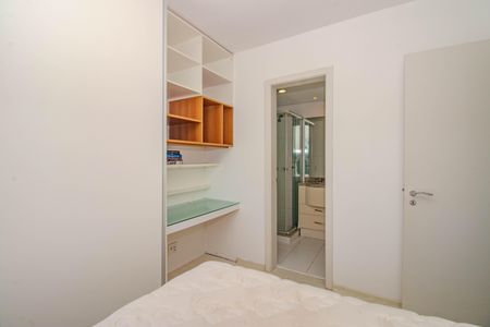 Suíte de apartamento para alugar com 1 quarto, 69m² em Petrópolis, Porto Alegre