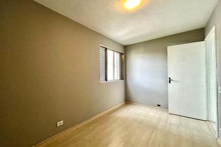 Apartamento à venda com 54m², 2 quartos e 1 vagaQuarto 2