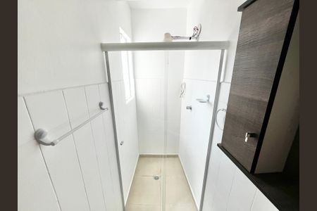 Apartamento para alugar com 72m², 1 quarto e sem vagaBanheiro