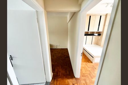 Corredor de apartamento para alugar com 1 quarto, 72m² em Tucuruvi, São Paulo