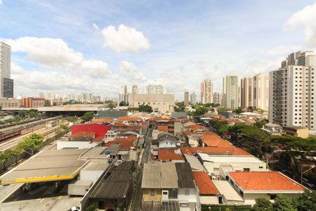 Apartamento à venda com 40m², 1 quarto e 1 vagaSala e Quarto - Vista 