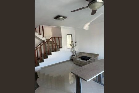 Casa à venda com 3 quartos, 250m² em Penha de França, São Paulo