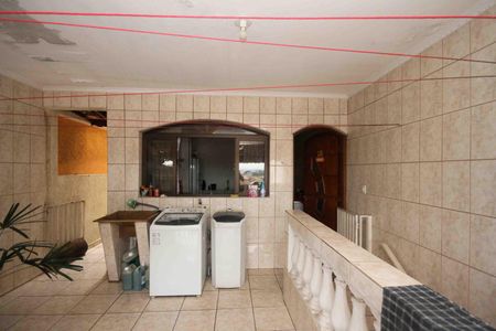 Casa à venda com 300m², 3 quartos e 8 vagasÁrea de Serviço