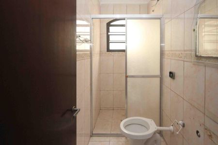 Casa à venda com 300m², 3 quartos e 8 vagasBanheiro 02 casa 02