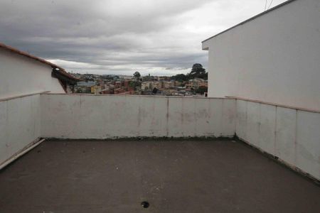 Casa à venda com 300m², 3 quartos e 8 vagasÁrea de Serviço casa 02