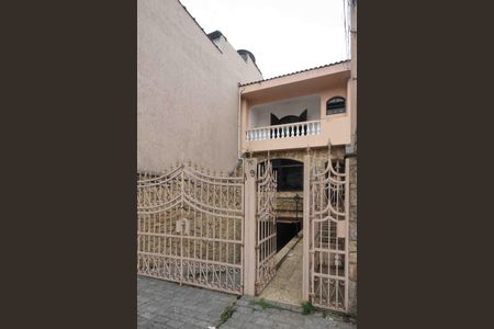 Casa à venda com 300m², 3 quartos e 8 vagasFachada