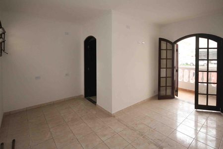 Casa à venda com 300m², 3 quartos e 8 vagasSala