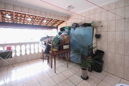 Casa à venda com 300m², 3 quartos e 8 vagasÁrea de Serviço