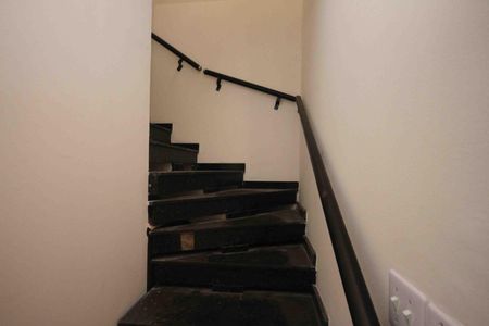 Casa à venda com 300m², 3 quartos e 8 vagasescada 