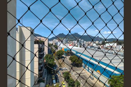 Vista da Sala de apartamento para alugar com 2 quartos, 76m² em Tijuca, Rio de Janeiro
