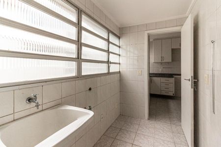 Apartamento para alugar com 110m², 3 quartos e 1 vagaÁrea de Serviço