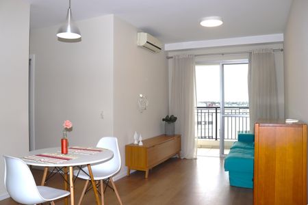 Sala de apartamento para alugar com 2 quartos, 63m² em Bela Vista, São Paulo