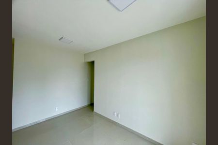Apartamento para alugar com 64m², 2 quartos e 1 vagaSala