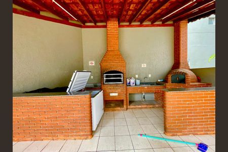 Apartamento para alugar com 64m², 2 quartos e 1 vagaÁrea comum - Churrasqueira