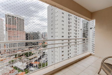 Varanda de apartamento para alugar com 2 quartos, 67m² em Santo Amaro, São Paulo