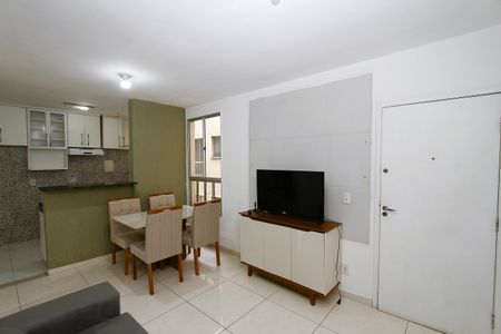Sala de apartamento à venda com 2 quartos, 54m² em Padre Eustáquio, Belo Horizonte