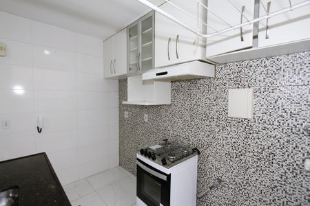 Apartamento à venda com 54m², 2 quartos e 1 vagaCozinha