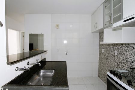 Apartamento à venda com 54m², 2 quartos e 1 vagaCozinha