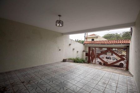Casa à venda com 165m², 4 quartos e 4 vagasGaragem