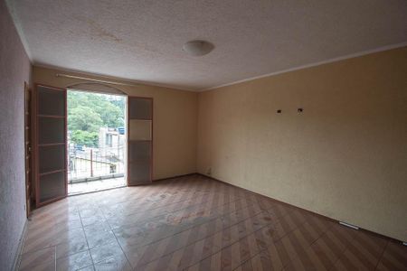 Casa à venda com 165m², 4 quartos e 4 vagasSuíte 