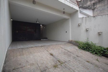 Casa à venda com 165m², 4 quartos e 4 vagasGaragem