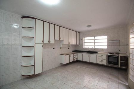 Casa à venda com 165m², 4 quartos e 4 vagasCozinha - Armários