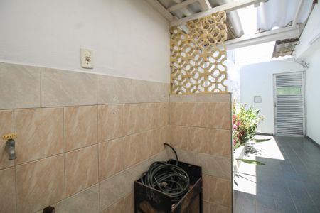 Casa para alugar com 69m², 2 quartos e sem vaga Casa para alugar com 69m², 2 quartos e sem vagaÁrea de Serviço