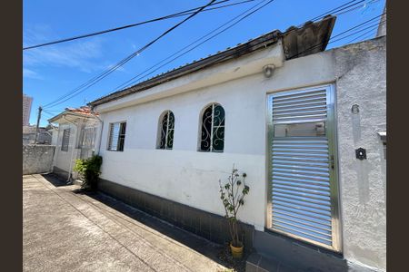 Casa para alugar com 69m², 2 quartos e sem vaga