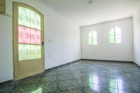 Sala de casa para alugar com 2 quartos, 69m² em Vila Bertioga, São Paulo