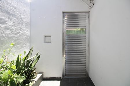 Casa para alugar com 69m², 2 quartos e sem vaga Casa para alugar com 69m², 2 quartos e sem vagaQuintal