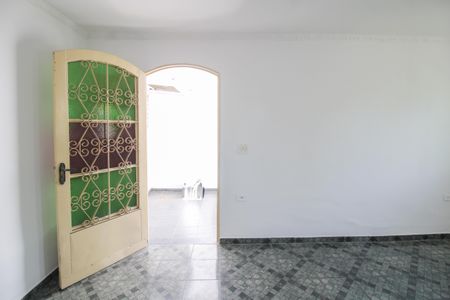 Sala de casa para alugar com 2 quartos, 69m² em Vila Bertioga, São Paulo