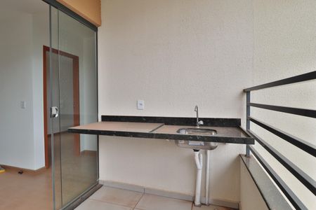 Apartamento para alugar com 58m², 2 quartos e 1 vagaSacada