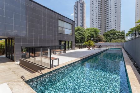 Studio para alugar com 29m², 1 quarto e 1 vaga Studio para alugar com 29m², 1 quarto e 1 vagaÁrea comum - Piscina