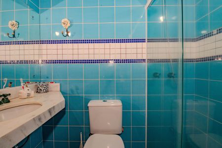 Casa para alugar com 350m², 3 quartos e 2 vagasBanheiro da Suíte 1